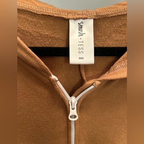 Smash + Tess Harris Hoodie Romper 3XS - Picture 3 of 3
